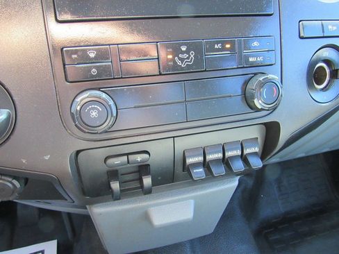 Used 2016 Ford F250 XL RWD image 40