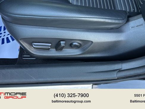 Used 2018 Toyota Camry SE image 13