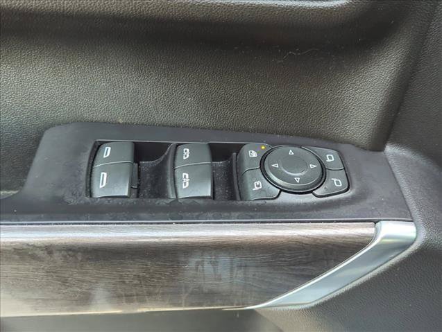 Used 2021 Chevrolet Silverado 1500 LTZ w/ Technology Package AWD/4WD image 8