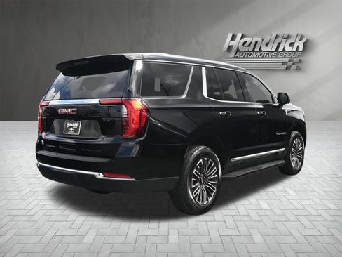 Used 2025 GMC Yukon Elevation w/ LPO, Floor Liner Package AWD/4WD image 10