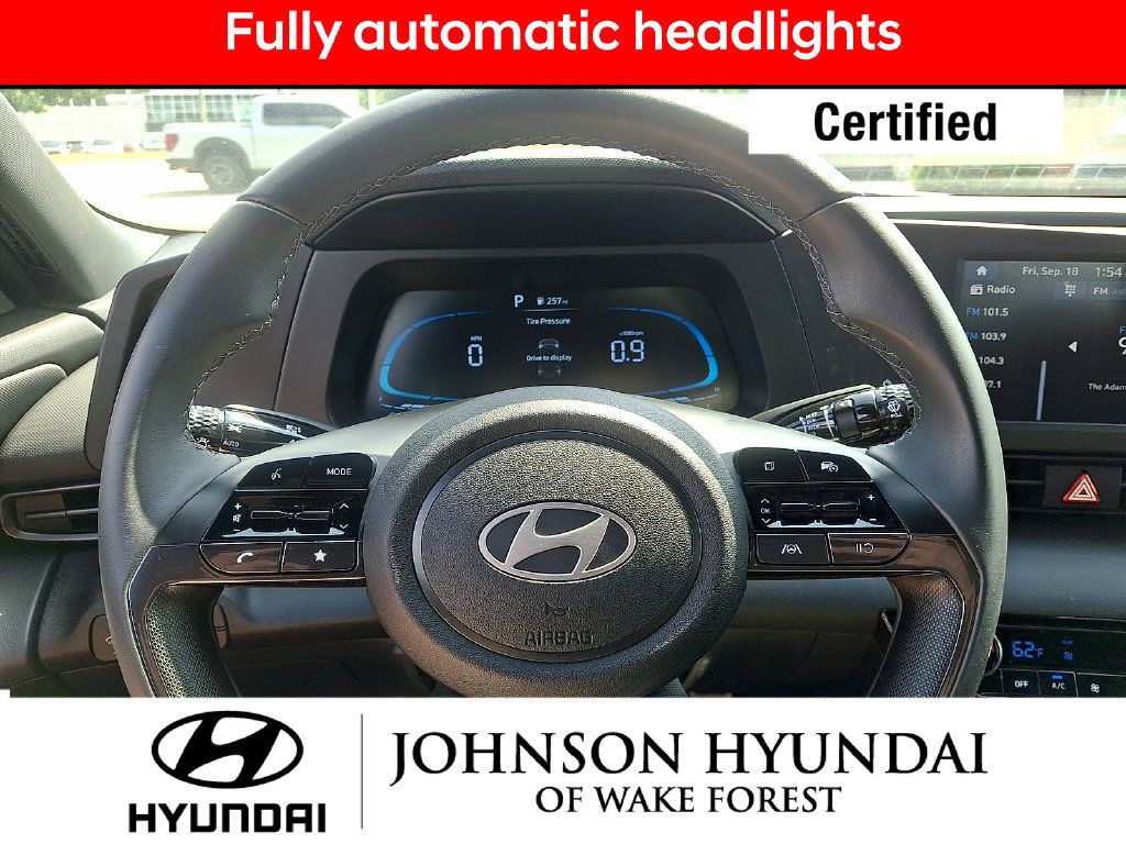 Certified 2025 Hyundai Elantra Sport w/ Cargo Package FWD image 8