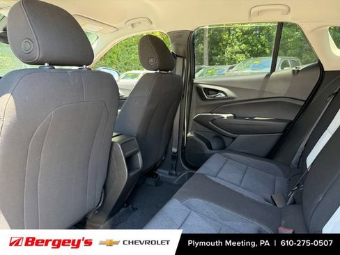 Used 2024 Chevrolet Trax LS w/ LS Convenience Package FWD image 5