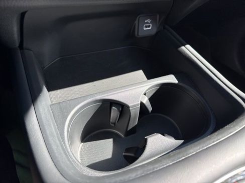 Used 2025 Honda HR-V Sport image 32