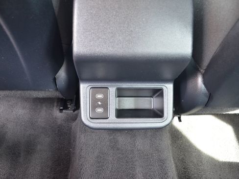 Used 2025 Kia K4 FWD image 32