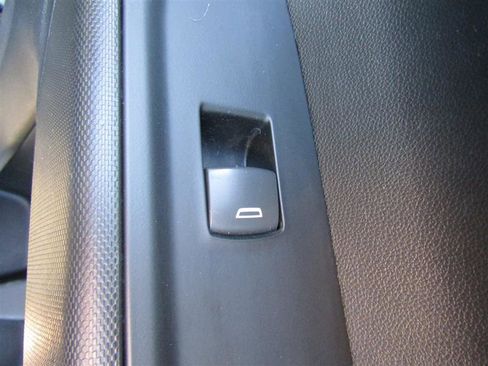 Used 2019 Chevrolet Silverado 1500 Custom Trail Boss image 27