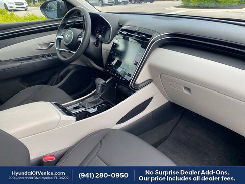 Certified 2024 Hyundai Tucson SEL FWD image 17