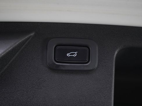 Used 2021 Land Rover Discovery Sport S R-Dynamic image 16