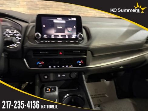 Certified 2025 Nissan Rogue SV image 20