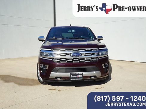 Used 2024 Ford Expedition Platinum image 7