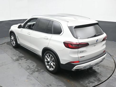 Used 2023 BMW X5 xDrive40i w/ Premium Package AWD/4WD image 43