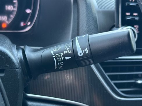 Used 2022 Honda Accord Sport image 25