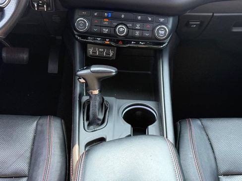 Used 2024 Dodge Durango GT AWD/4WD image 23