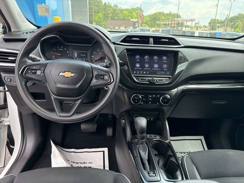 Used 2022 Chevrolet TrailBlazer LT w/ Convenience Package AWD/4WD image 20