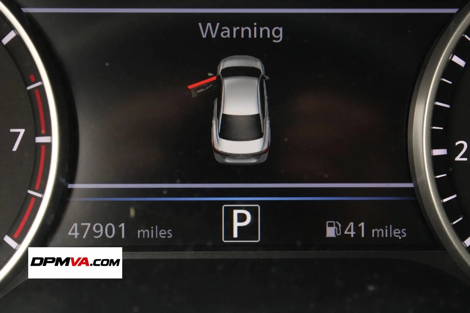 Used 2024 Nissan Sentra SV FWD image 28