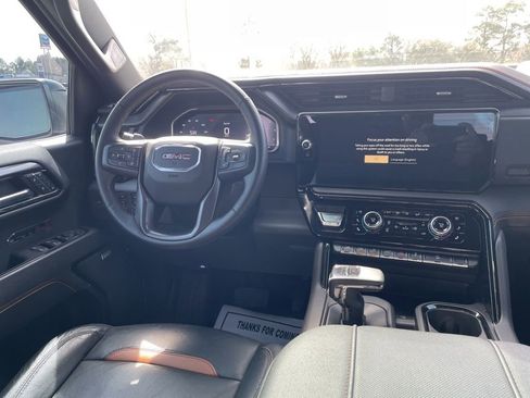 Used 2024 GMC Sierra 1500 AT4 w/ AT4 Premium Package image 23
