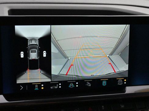 Used 2023 Chevrolet Silverado 1500 High Country w/ High Country Premium Package image 21