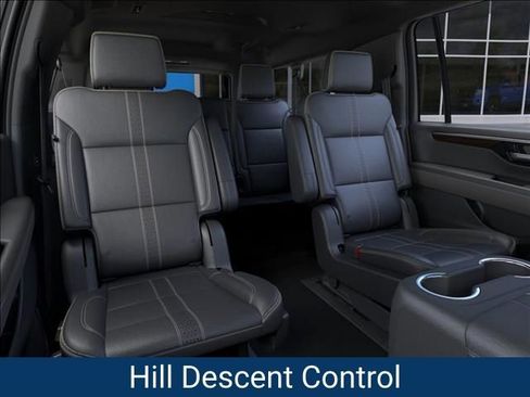 New 2026 Chevrolet Suburban High Country image 19