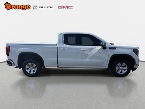 Used 2023 GMC Sierra 1500 SLE RWD image 2