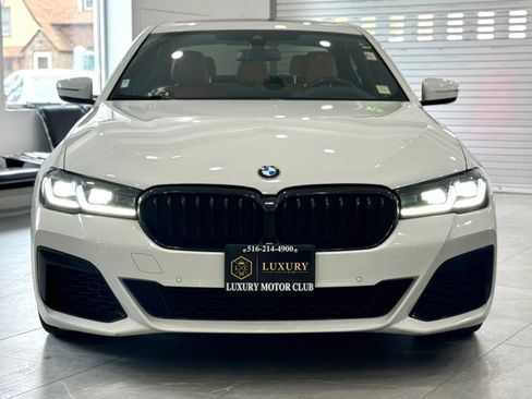 Used 2022 BMW 540i xDrive w/ M Sport Package image 2