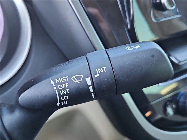 Used 2022 Toyota Camry LE w/ Carpet Mat Package (TMS) FWD image 14