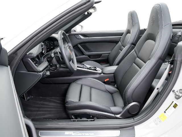 Certified 2024 Porsche 911 Carrera RWD image 6