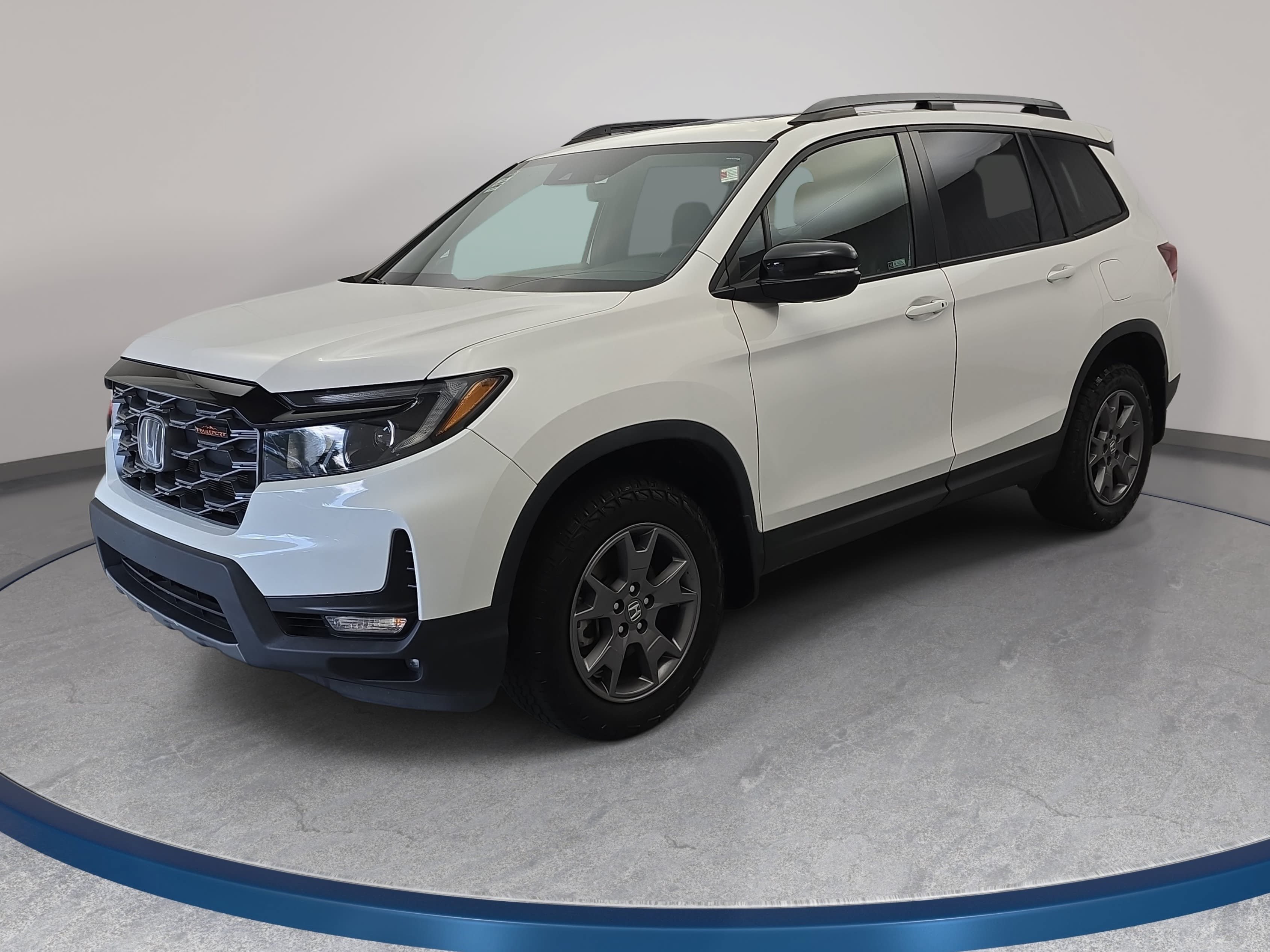 Certified 2024 Honda Passport TrailSport image 1
