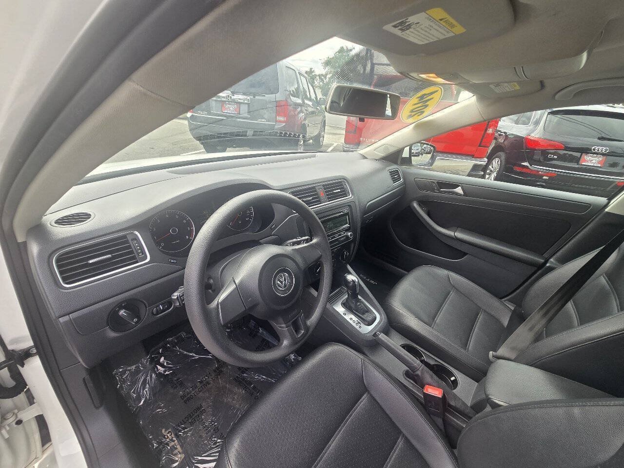 Used 2014 Volkswagen Jetta SE FWD image 18