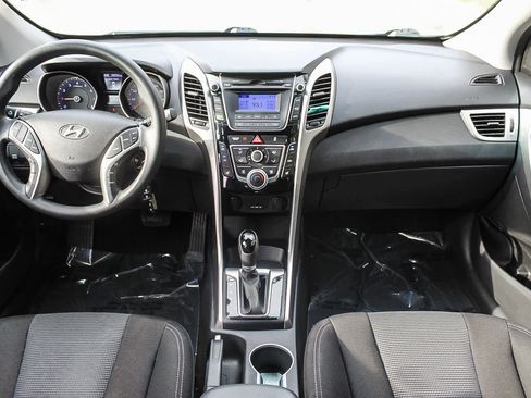 Used 2013 Hyundai Elantra GT image 12