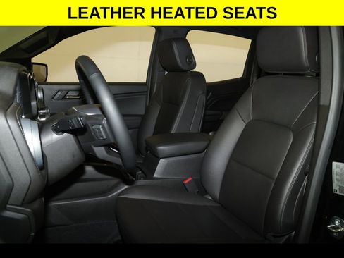 Used 2023 Chevrolet Colorado LT w/ LT Convenience Package III image 3