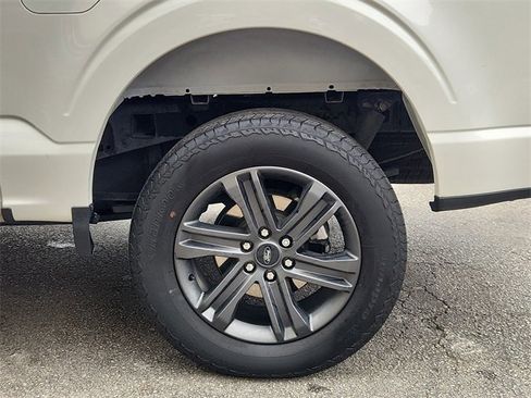 Used 2023 Ford F150 Lariat image 33