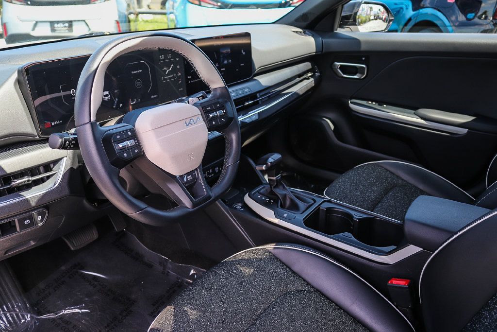 Used 2025 Kia K4 GT-Line FWD image 15
