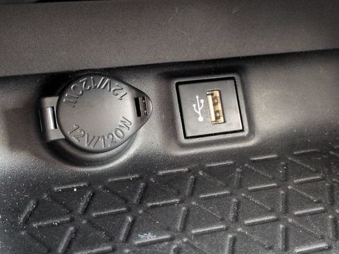 Used 2023 Toyota RAV4 XLE w/ Convenience Package FWD image 22