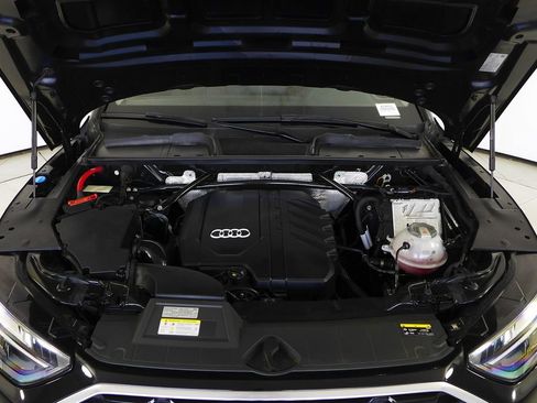 Used 2023 Audi Q5 2.0T Premium w/ Convenience Package AWD/4WD image 6