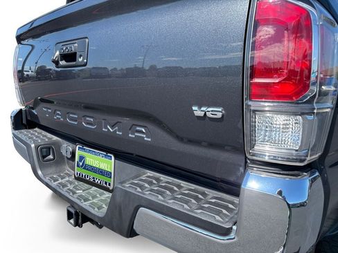 Used 2023 Toyota Tacoma TRD Off-Road AWD/4WD image 35