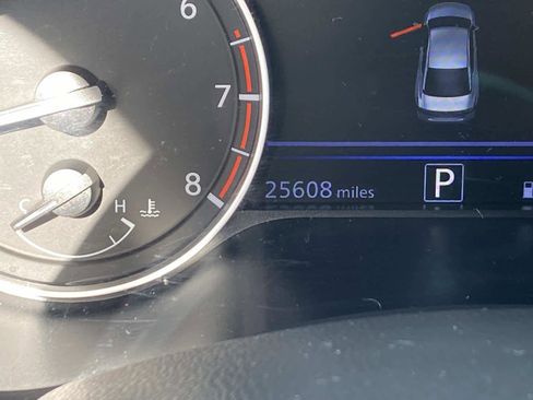 Used 2024 Nissan Altima 2.5 SV image 31