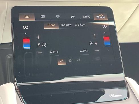 New 2026 Cadillac Vistiq Luxury AWD/4WD image 33