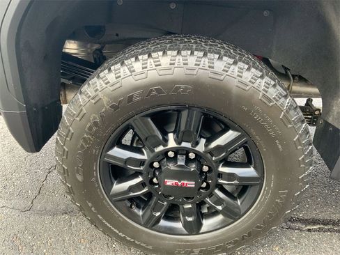 New 2026 GMC Sierra 2500 AT4 w/ AT4 Preferred Package image 32