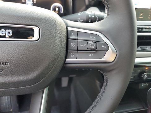 New 2026 Jeep Compass Limited w/ Sun, Sound & Navigation Group AWD/4WD image 24