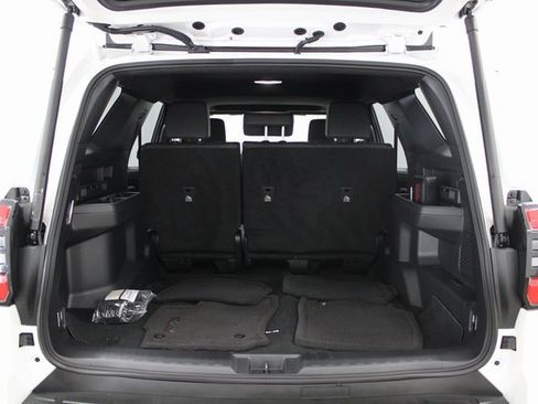 Used 2025 Toyota 4Runner TRD Off-Road Premium image 24