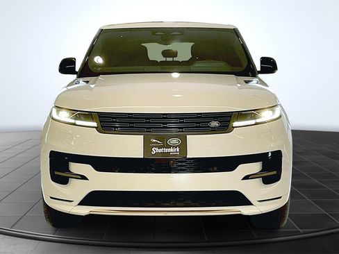 Used 2023 Land Rover Range Rover Sport SE Dynamic image 3