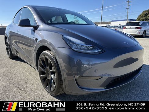 Used 2023 Tesla Model Y Long Range image 24