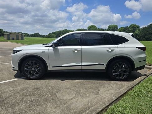 Used 2023 Acura MDX A-Spec AWD/4WD image 3
