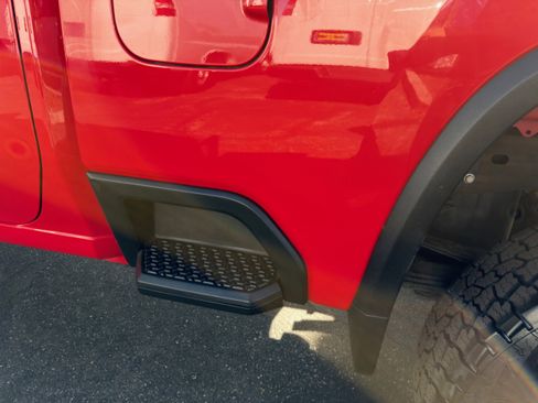 Used 2024 Chevrolet Silverado 3500 LT w/ Convenience Package image 24