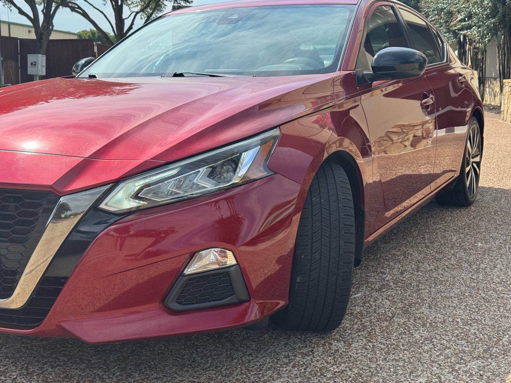 Used 2020 Nissan Altima 2.5 SR FWD image 3
