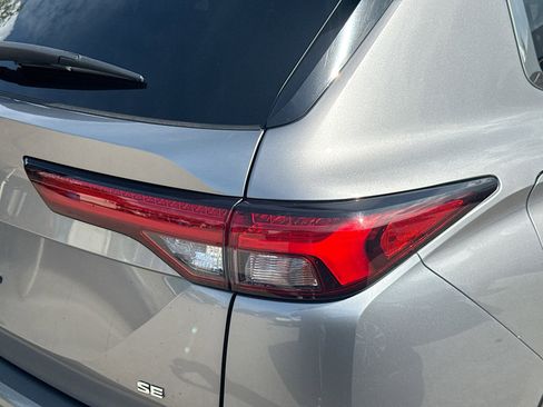 Used 2022 Mitsubishi Outlander SEL Black Edition FWD image 28