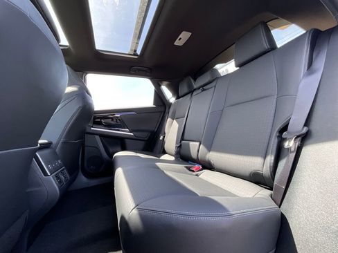 Used 2024 Subaru Solterra w/ Touring Package image 13