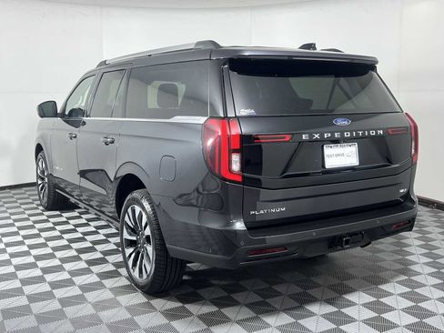 Used 2025 Ford Expedition Max Platinum w/ Driver's Package image 4
