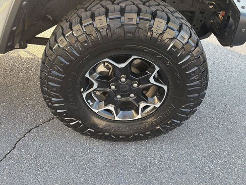 Used 2021 Jeep Wrangler Unlimited Rubicon 4xe w/ Steel Bumper Group AWD/4WD image 43