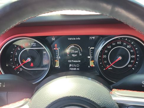 Used 2021 Jeep Gladiator Rubicon AWD/4WD image 28