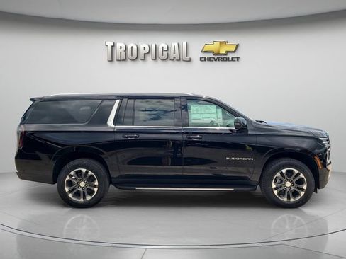 New 2026 Chevrolet Suburban LT w/ Comfort Package RWD image 6